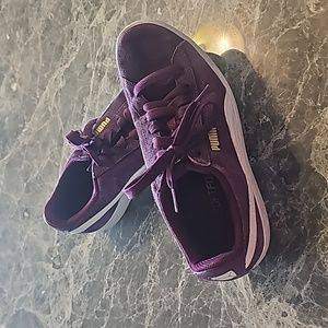 PUMA Suede Classic Women's sneakers in a dark purple color
